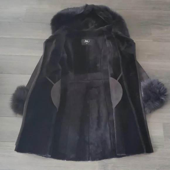 π 4X HOST PICK π π₯NEW π₯ Genuine Shearling Coat with Hood - Picture 14 of 16